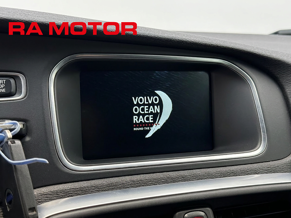 Volvo V40 Cross Country Ocean Race |Drag | Läder | D2 | Kamrem bytt 2015