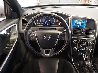 SUV Volvo XC60 15 av 28