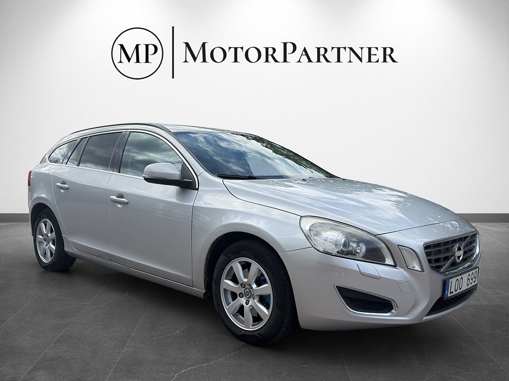 Volvo V60 DRIVe Momentum Automat Dragkrok 