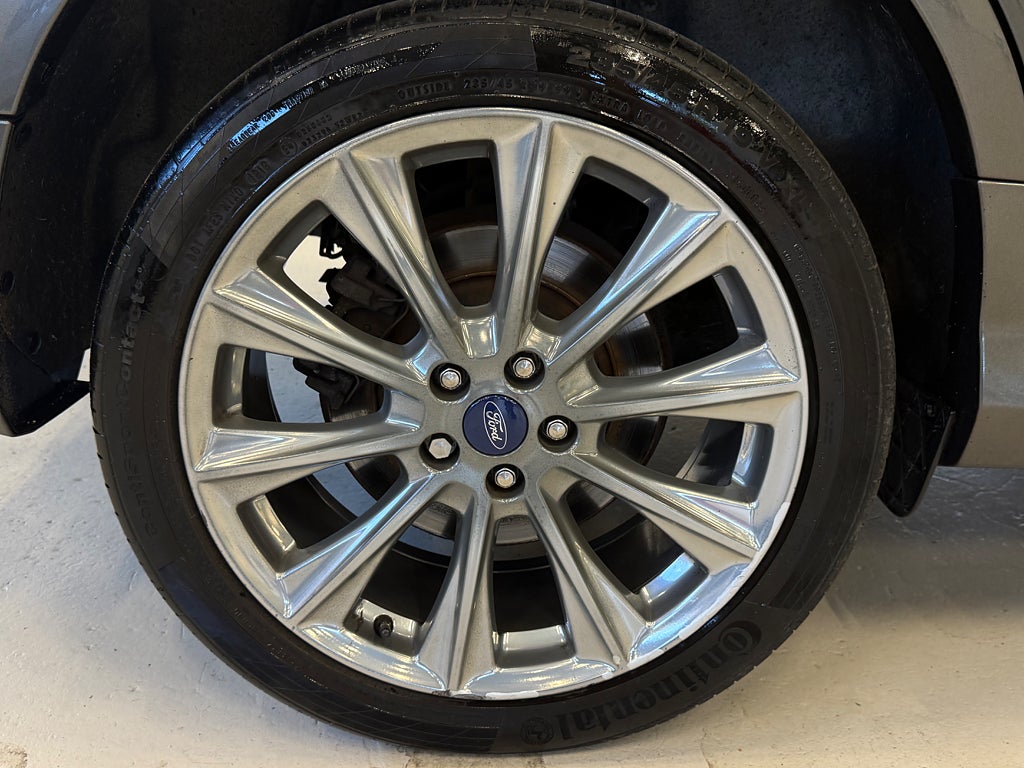 Ford Kuga 2.0 TDCi AWD SelectShift Vignale 2 Brukare - miniatyr 25