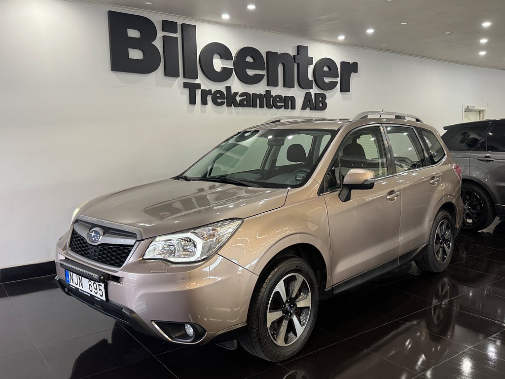 Subaru Forester 2.0 4WD Euro 5 Dragkrok Xenon/Led 