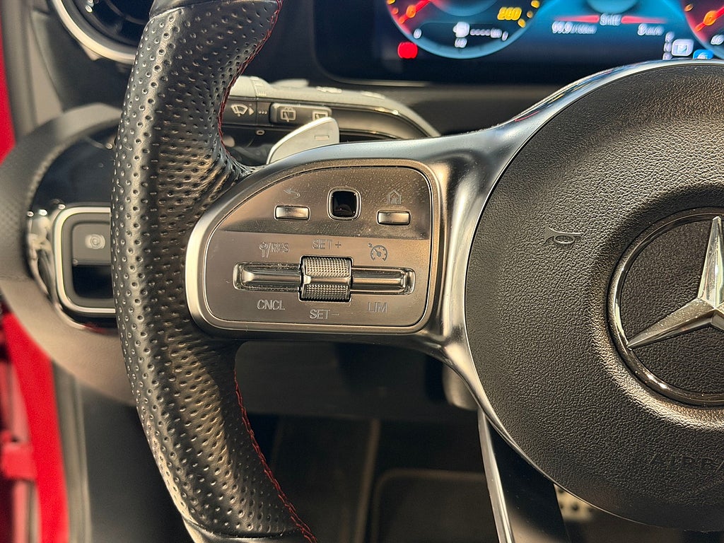 Mercedes-Benz A 180 7G-DCT AMG Line M-Värm Navi B-Kam Widescreen 2021