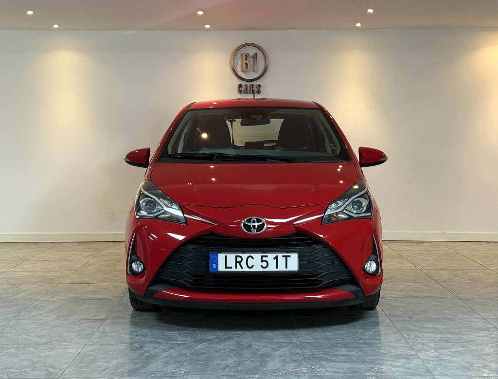 Toyota Yaris 5-dörrar 1.5 VVT-iE Active Euro 6  B-KAMERA LÅGMIL NYBE