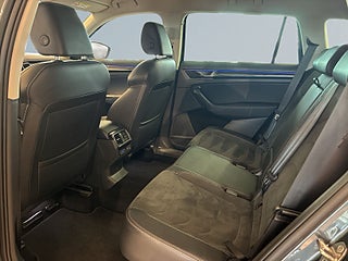 Skoda Kodiaq 2.0 4x4 Businessline Drag Dvärm Kamera CarPlay S&V-däck