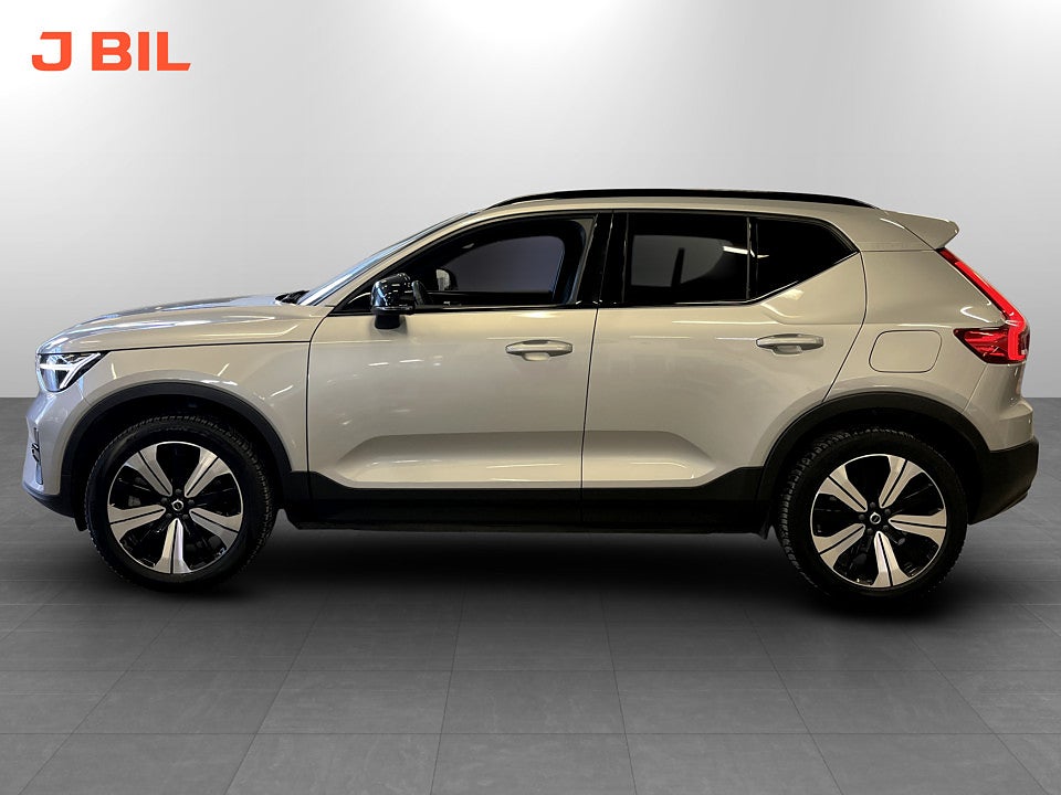 Bild på Volvo XC40 Core Recharge Single Motor 230hk Aut B-KAMERA CARPLAY