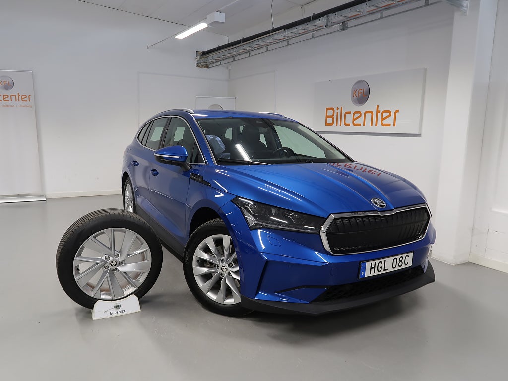 Skoda Enyaq iV *3,99% RÄNTA* 60 iV60 V-Däck ingår Navi-Drag-Kamera-Car