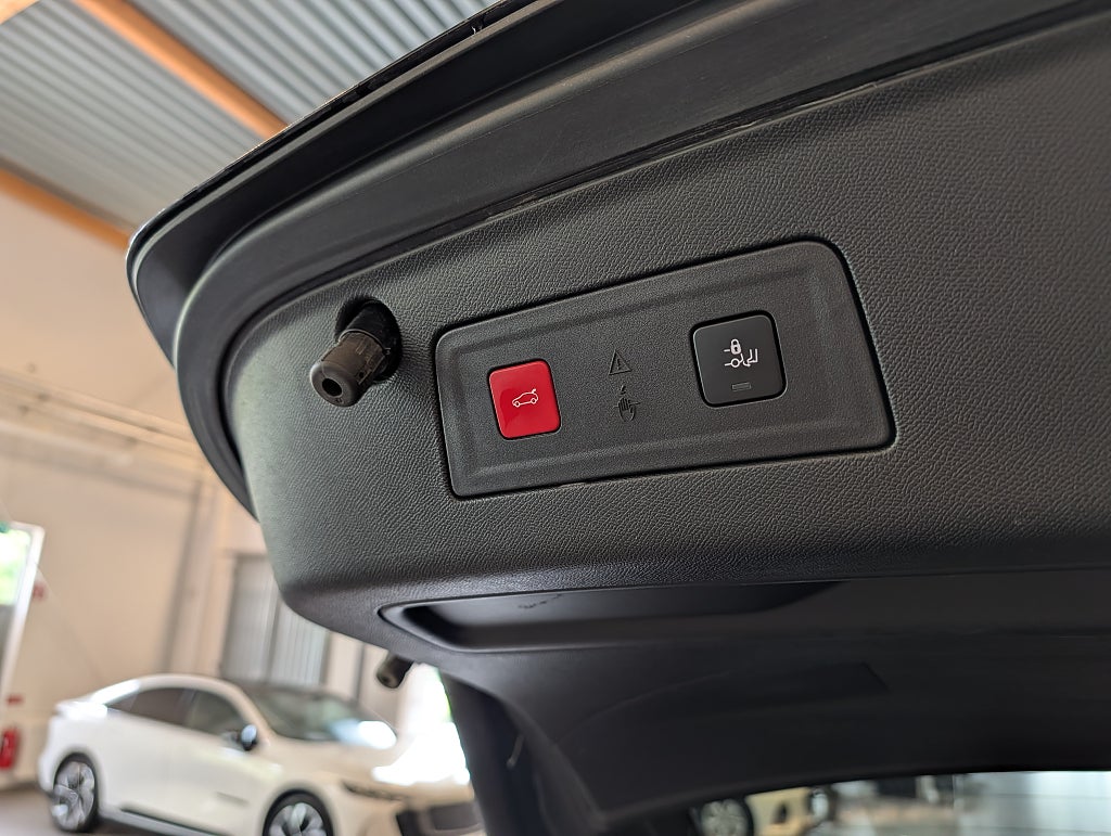 Peugeot 508 SW Plug-in Hybrid 225hk / Automat GT-Line / Drag