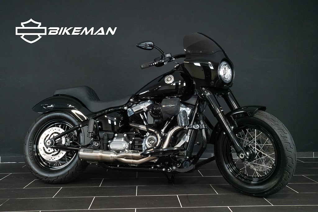 Harley-Davidson Softail Slim V&H Stainless
