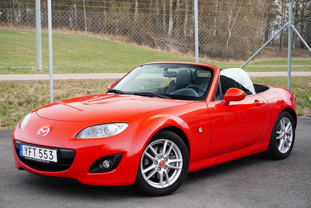 Mazda MX-5 Soft-top 1.8 MZR BOSE Skinnklädsel 