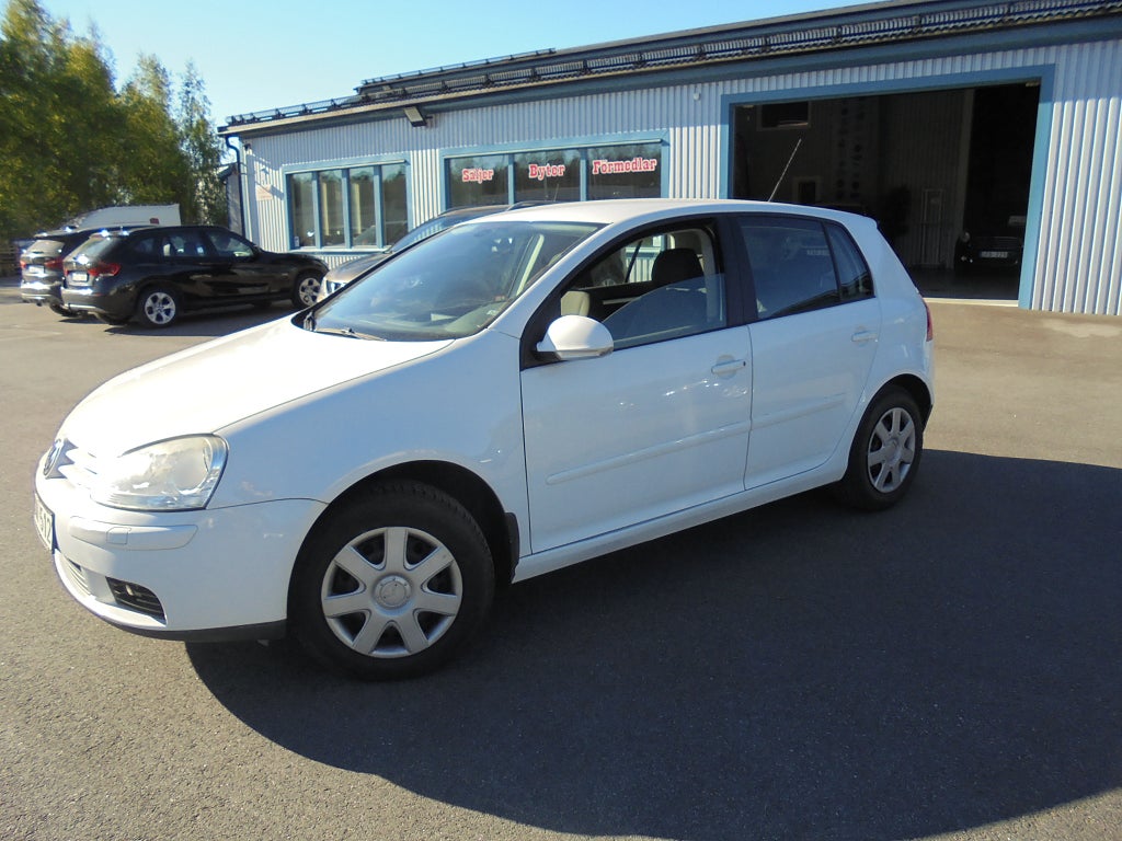 Volkswagen Golf 5-dörrar 1.6 Multifuel Trendline, United Euro 4