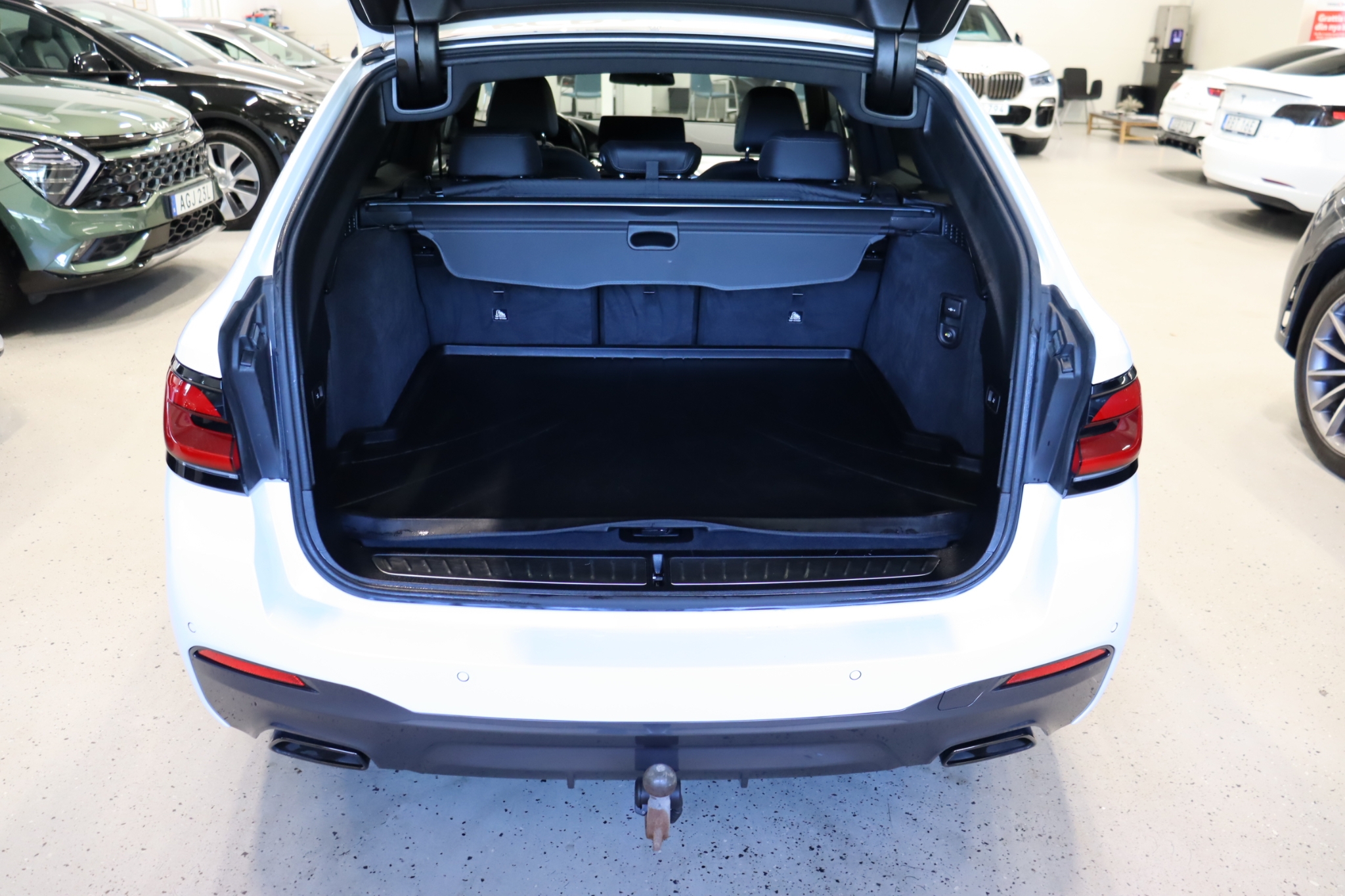 BMW 520 2021, bild 6/54
