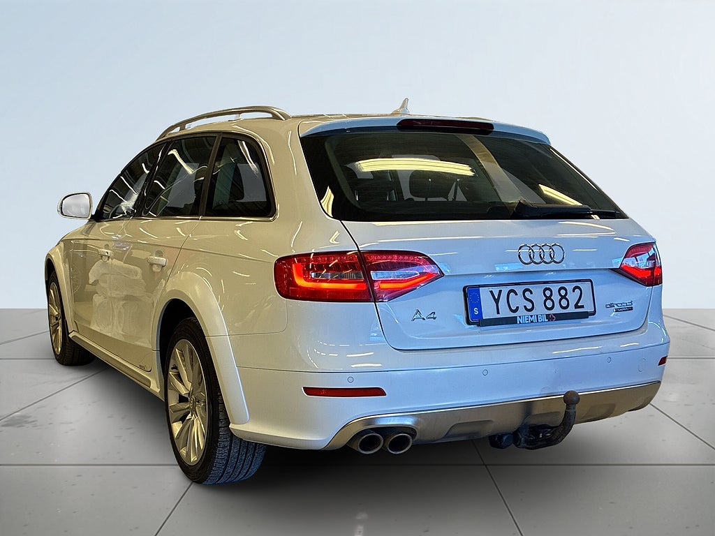Audi A4 Allroad Quattro 2.0 TDI MoK/Dvärm/SoV-däck/Drag