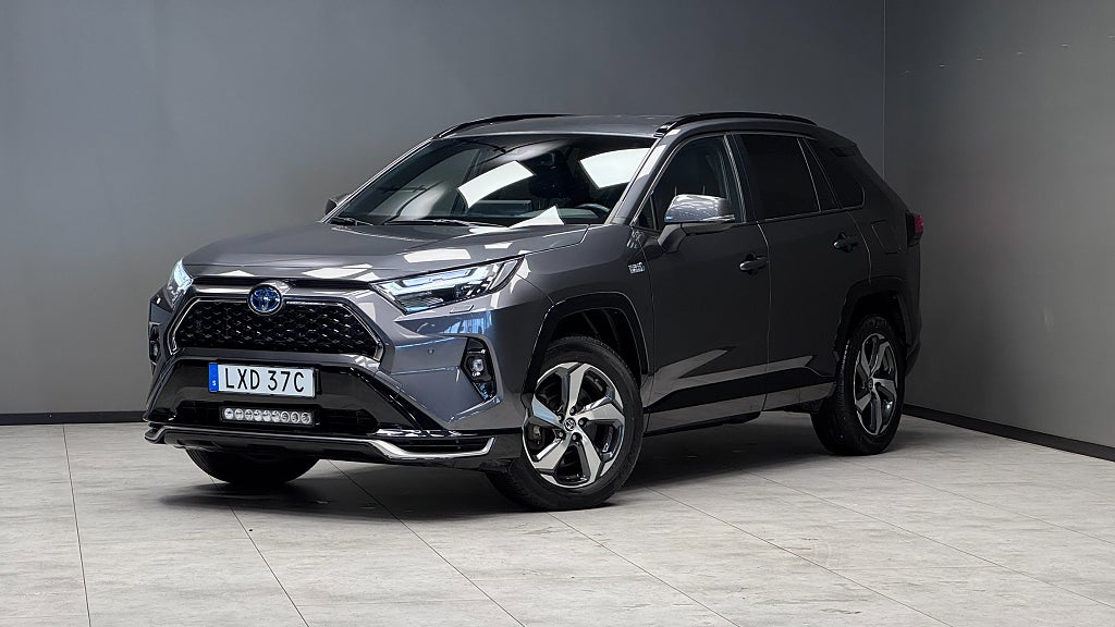 Toyota RAV4 2023 - miniatyr 16
