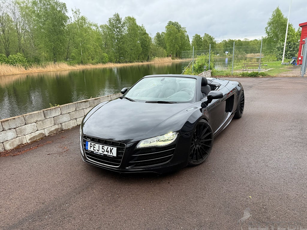 Audi R8 Spyder 5.2 V10 FSI quattro S Tronic  Bör Ses!