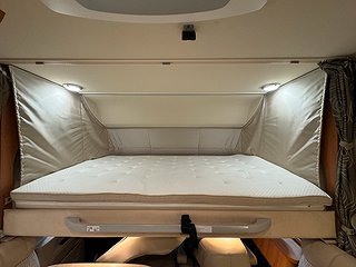 Husbil-integrerad Hymer B588 Bianco Line 150HK Aut 16 av 20