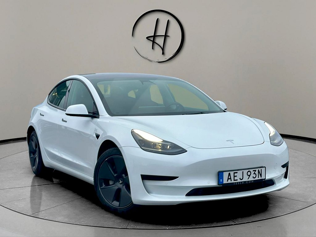 Tesla Model 3 Standard Range Plus Facelift Värmepump Svensksåld 