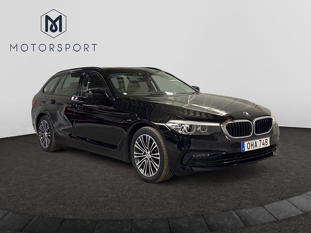 BMW 520d Touring Aut Sport line 190hk Navigation Dragkrok Apple bild 10