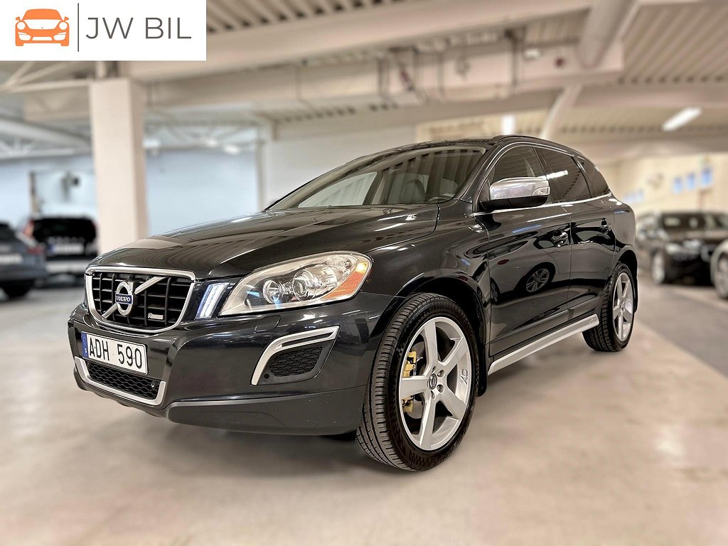 Volvo XC60 D5 AWD R-Design Drag D-Värm Navi Panorama PDC VoC