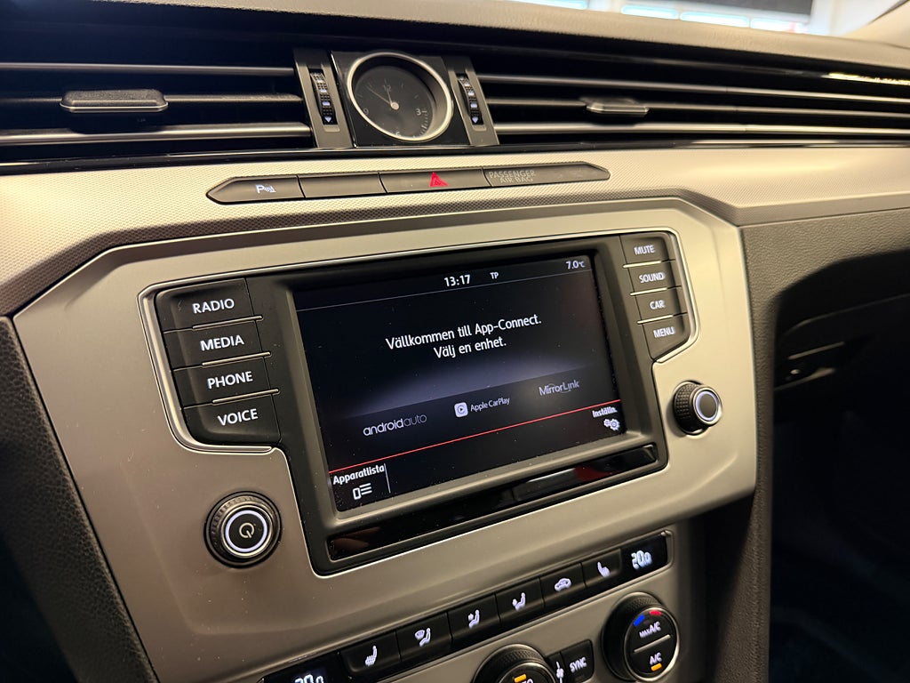 Volkswagen Passat 2016 - miniatyr 13