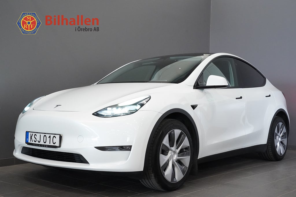 Tesla Model Y Long Range AWD /Kamera Panorama Läder Drag