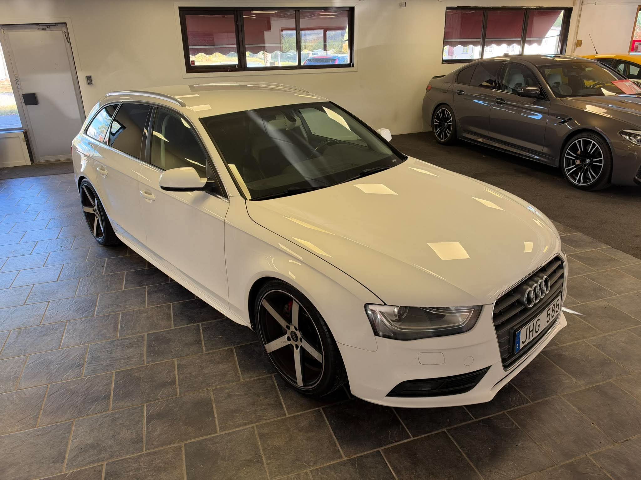 Audi A4 Avant 2.0 TDI 2014, bild 6/10