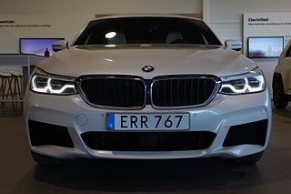 Halvkombi BMW 640 8 av 33