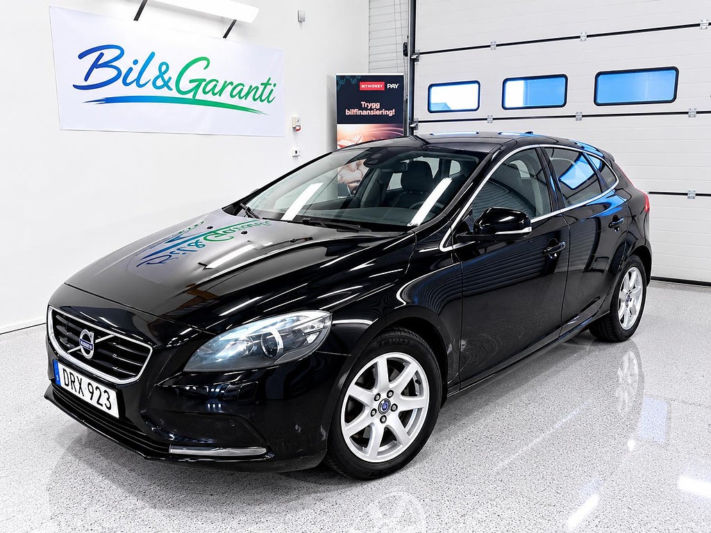Volvo V40 D2 Powershift | Ny Kamrem | Nyservad | Drag | Panorama