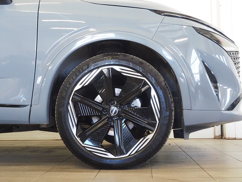 Nissan Qashqai 1.3 DIG-T 158hk XTRONIC-CVT Tekna |Navi|360°|Skinn| 2025