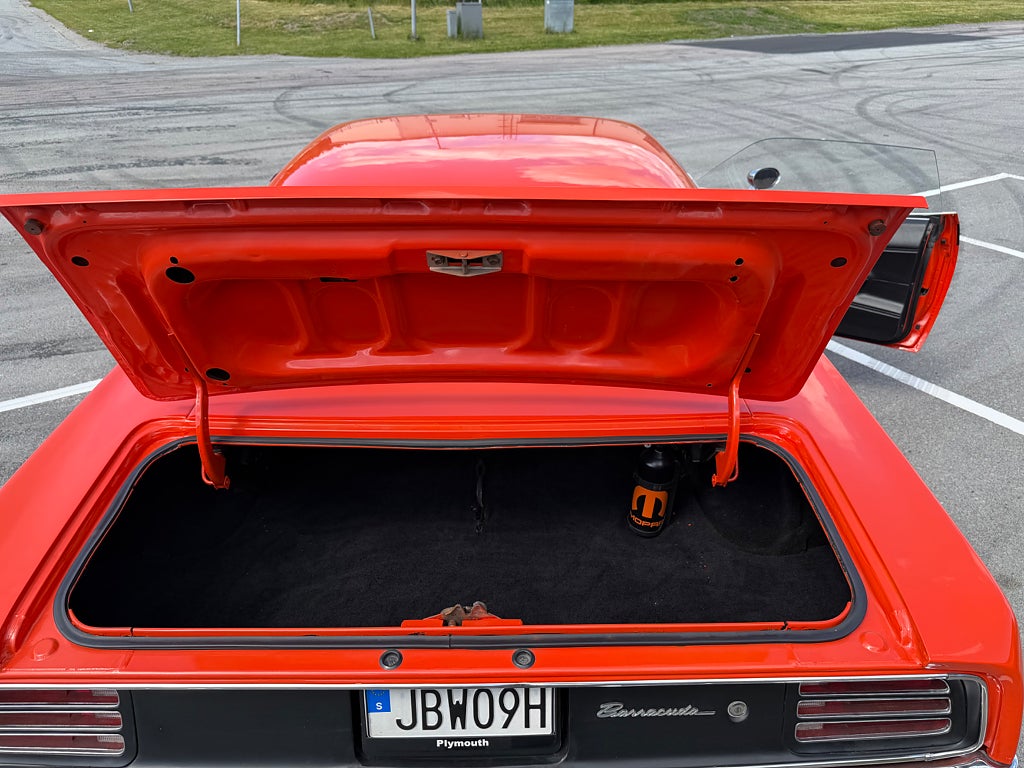 Plymouth Barracuda