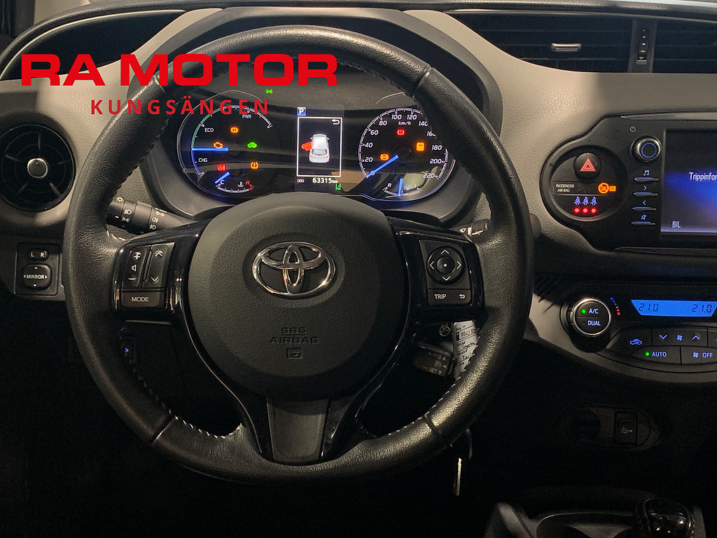 Toyota Yaris Hybrid Active | Kamera | P-sensorer 2018