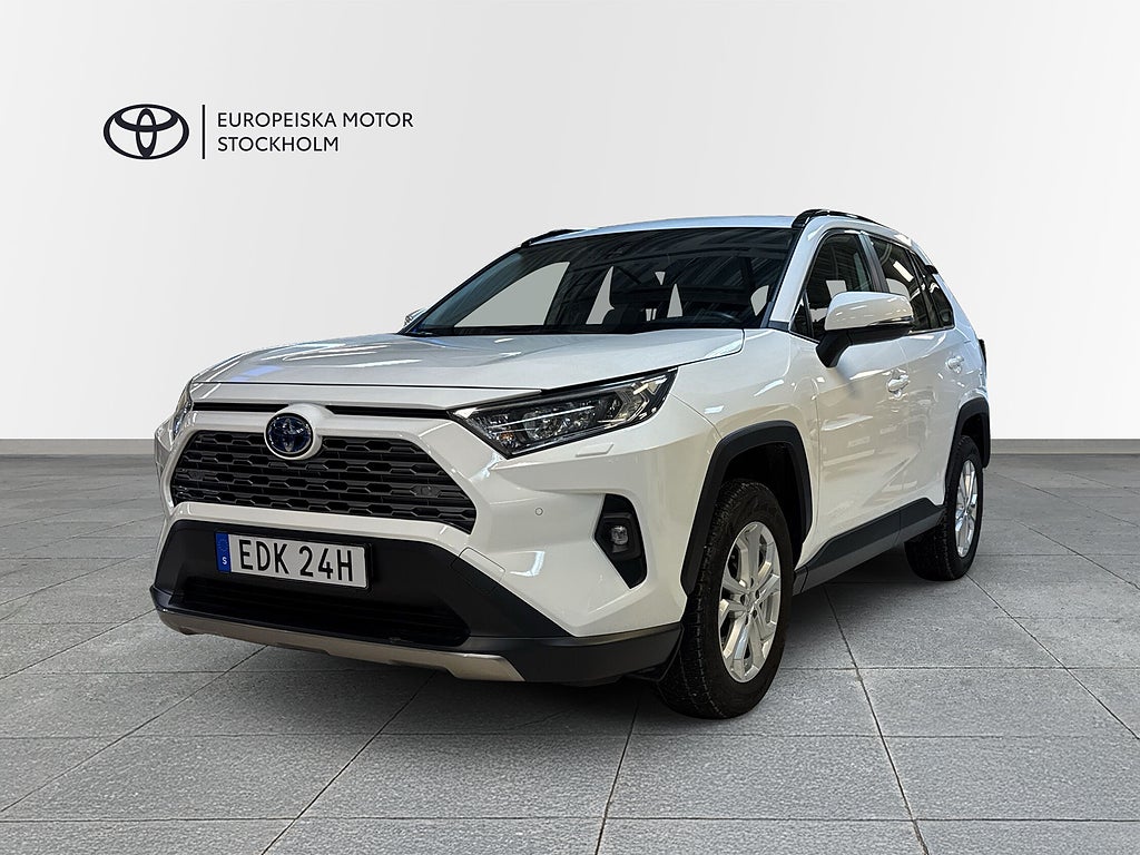 Toyota RAV4 Hybrid AWD-i E-CVT Active Komfortpaket Vinterhjul 