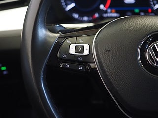 Kombi Volkswagen Passat 17 av 24