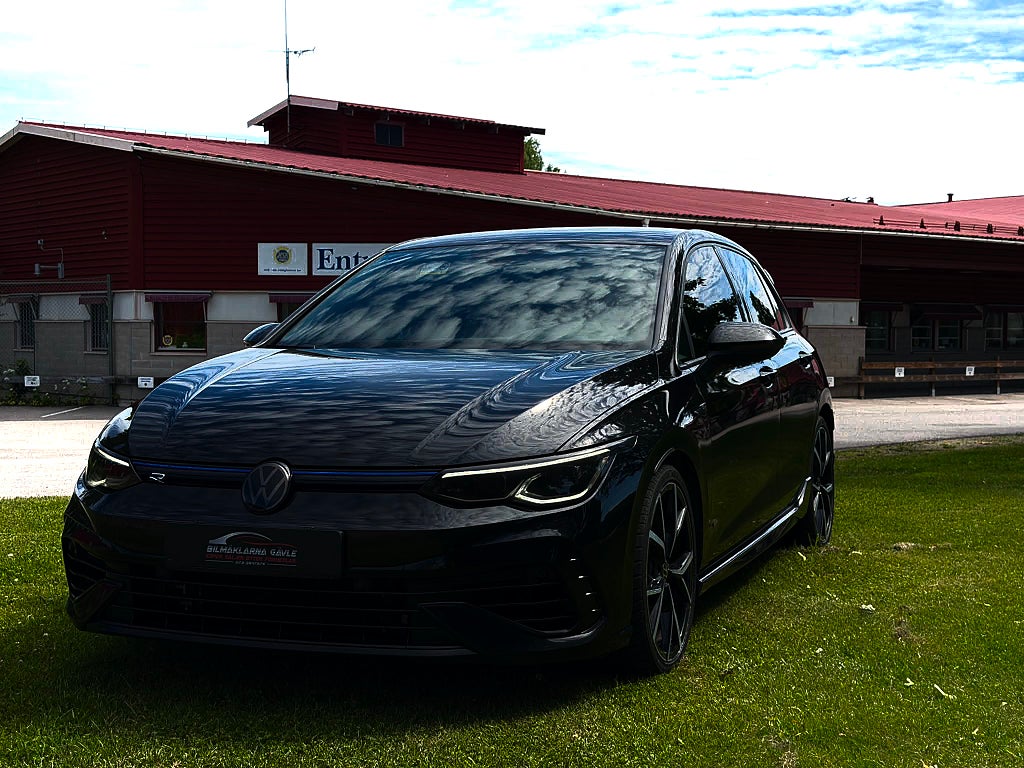 Volkswagen Golf R 2.0 TSI 4Motion 320 hk / Perfomance / MOMS