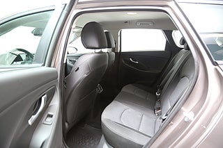 Kombi Hyundai i30 25 av 28