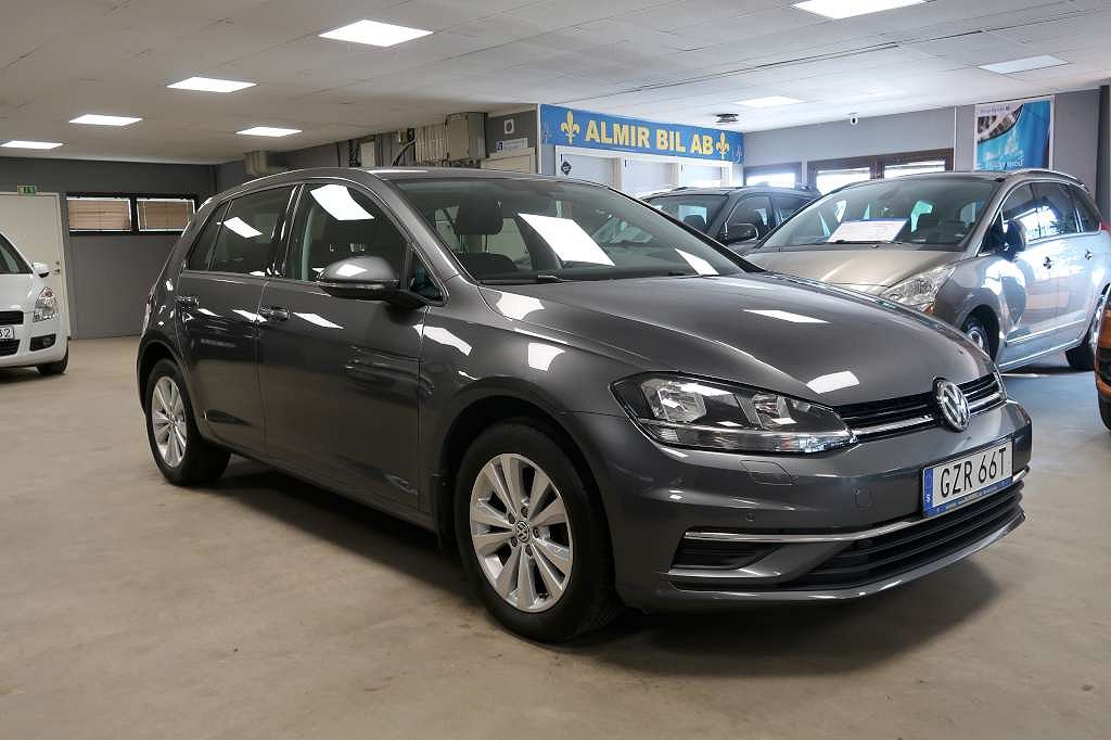 Volkswagen Golf 5-dörrar 1.0 TSI Euro 6 Kamera / Nybes