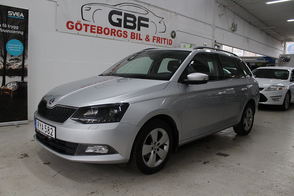 Skoda Fabia Kombi 1.2 TSI Style *Dragkrok*Årskatt 360Kr*