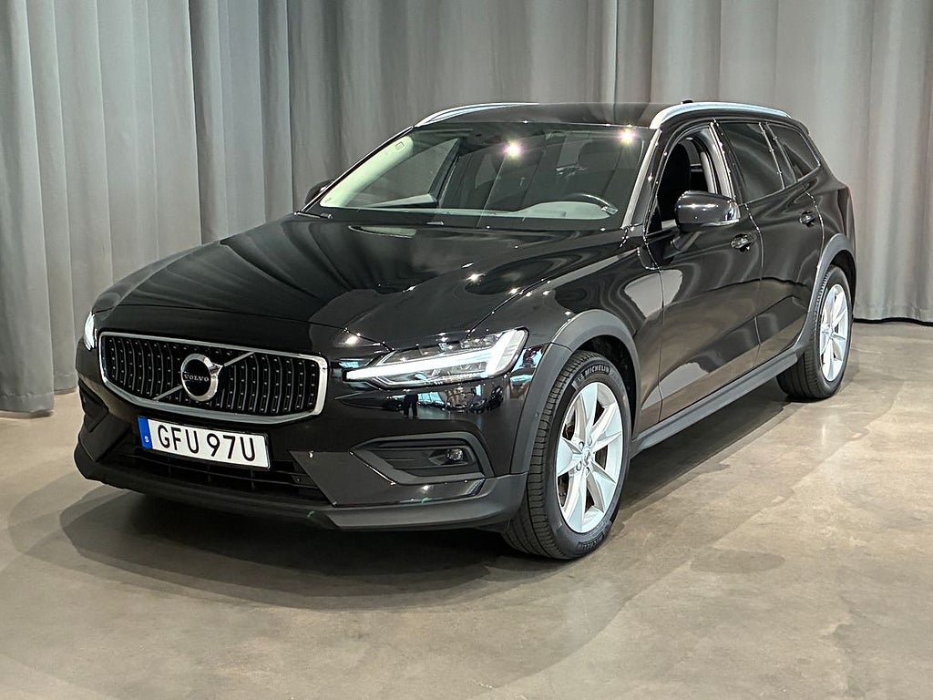 Volvo V60 Cross Country B4 AWD D Adv NaviP Edt *V-HJUL/DRAG*