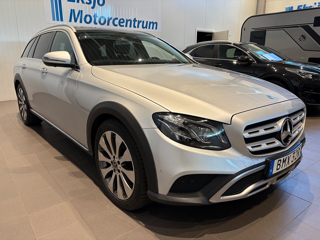 Mercedes-Benz E 220 d 4MATIC All-Terrain Avantgarde*Skinn, Värmare*