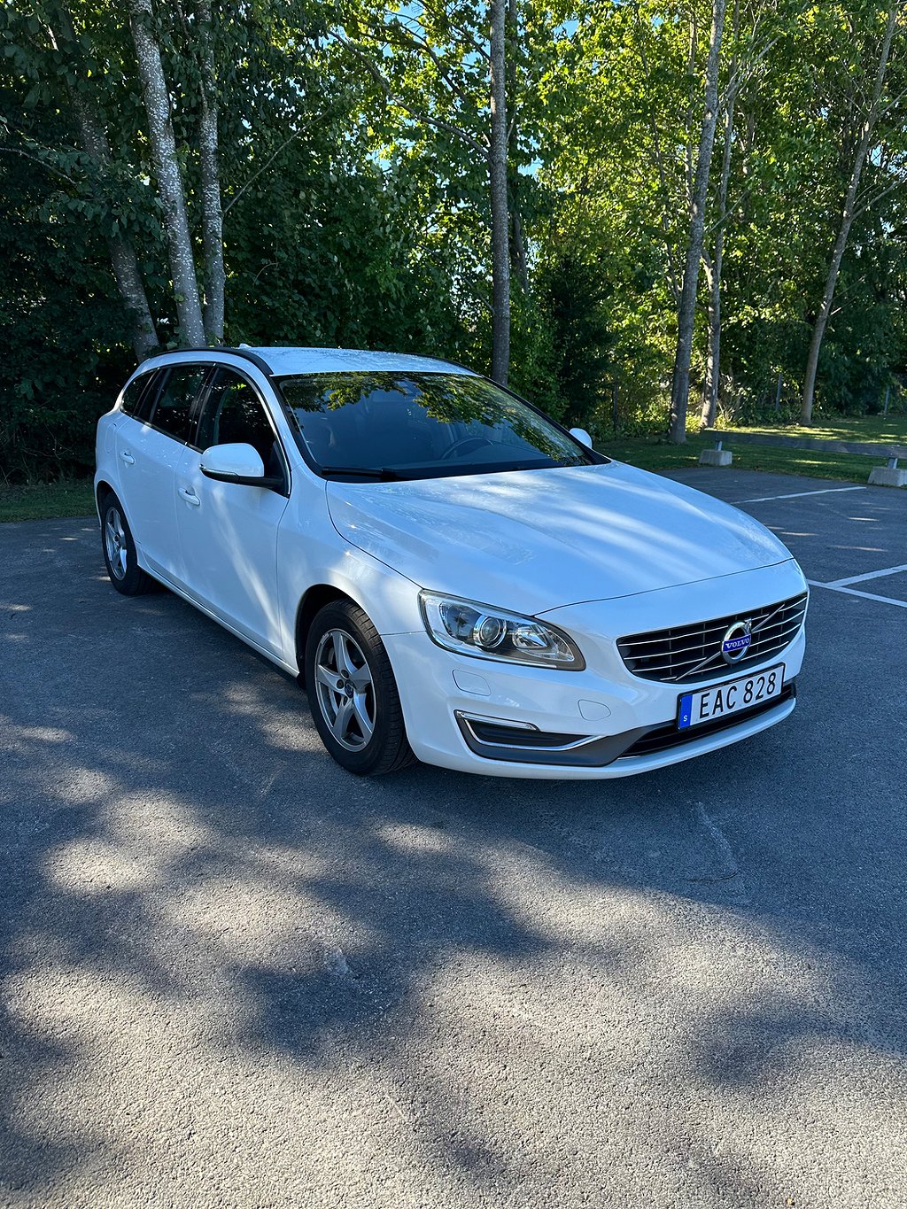 Volvo V60 D4 Momentum Euro 6.Kamrem Bytt, Dragkrok 