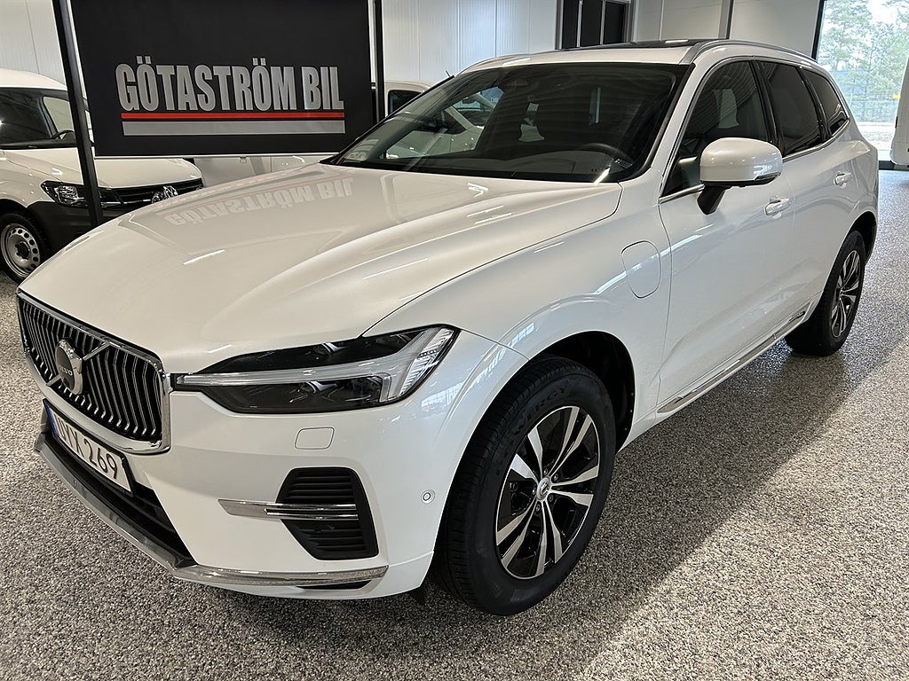 Volvo XC60 Recharge T6 AWD 350hk/Läder,Pano,Drag,mm