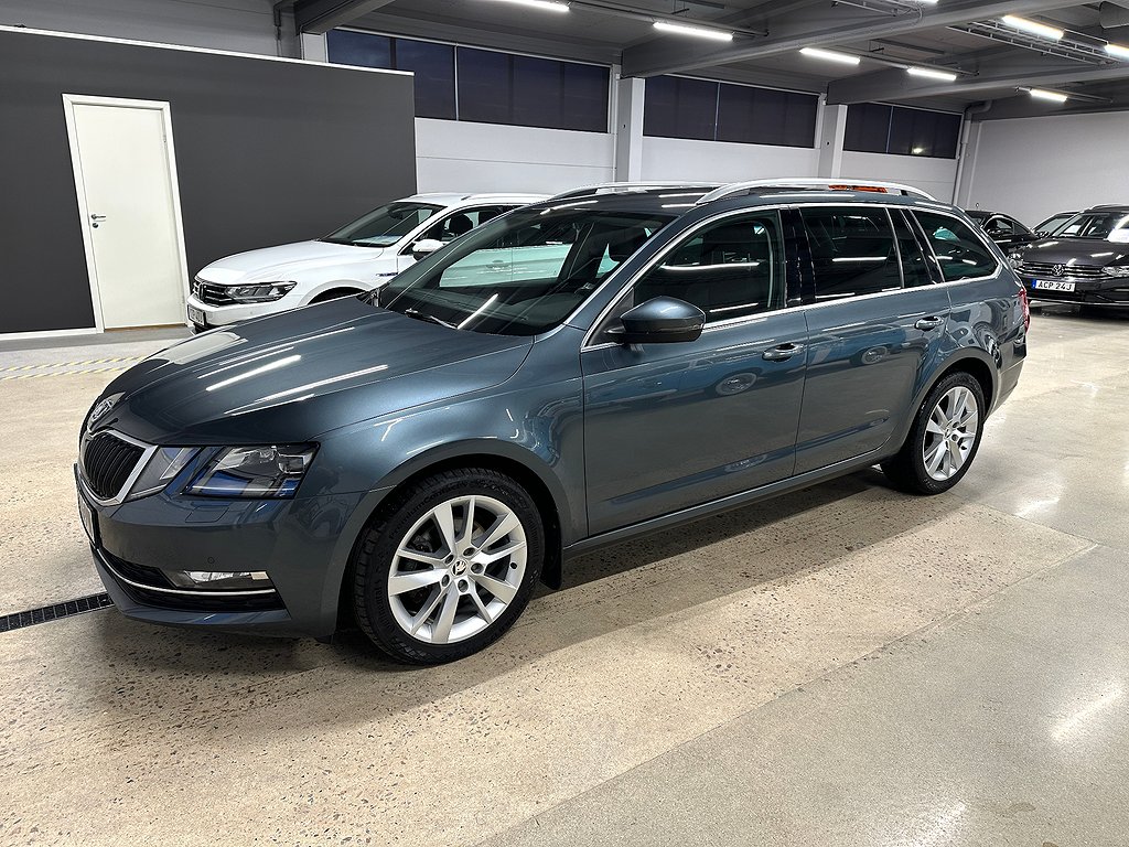 Skoda Octavia G-TEC Premium Style B-kamera Värm Gas/Bensin