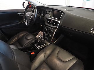 Halvkombi Volvo V40 14 av 23