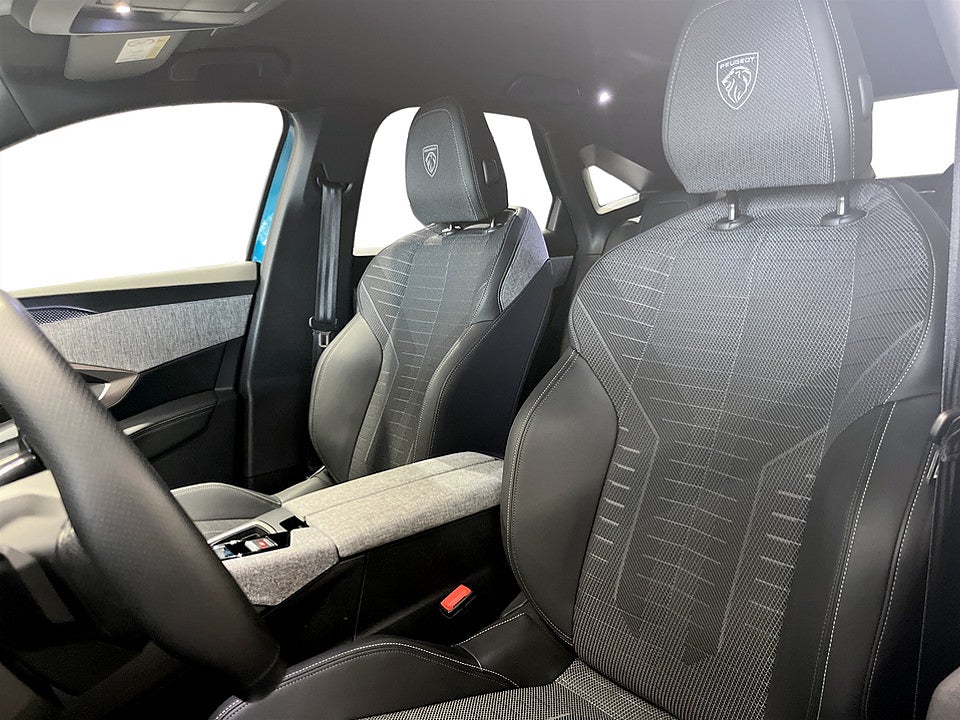 Bild på Peugeot 3008 GT Hybrid 145hk Aut B-KAMERA CARPLAY