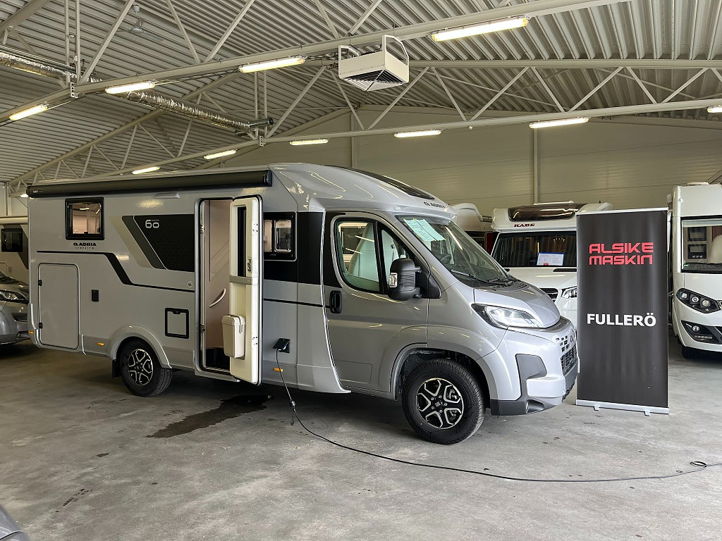 Adria Compact DL 60 Y / Köp nu – hämta till våren!