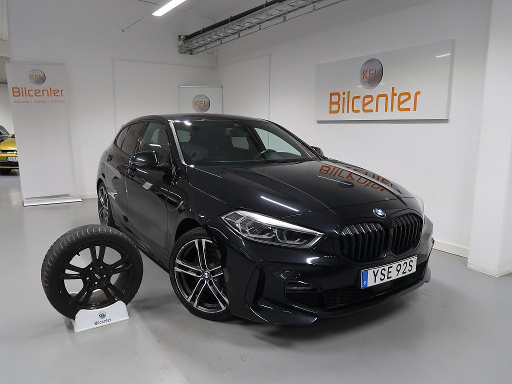 BMW 118i M Sport V-Däck ingår Aut-Rattvärme-Parksensor-Bluetooth