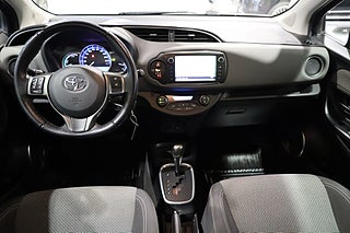 Halvkombi Toyota Yaris 11 av 21