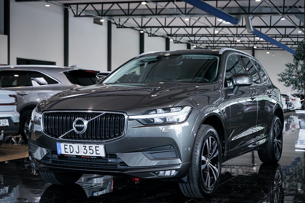 Volvo XC60 B4 Geartronic Momentum Advanced SE | Kamera | Värmare |