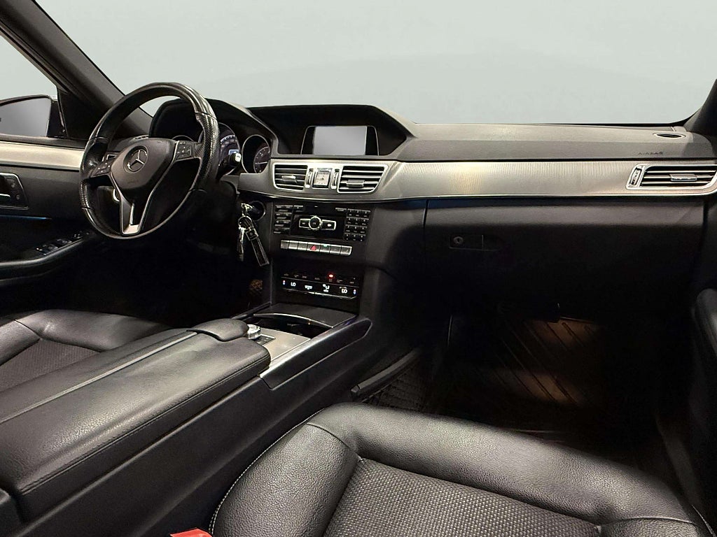 Mercedes-Benz E 220 CDI BlueEFFICIENCY 7G-Tronic Avantgarde  - miniatyr 15