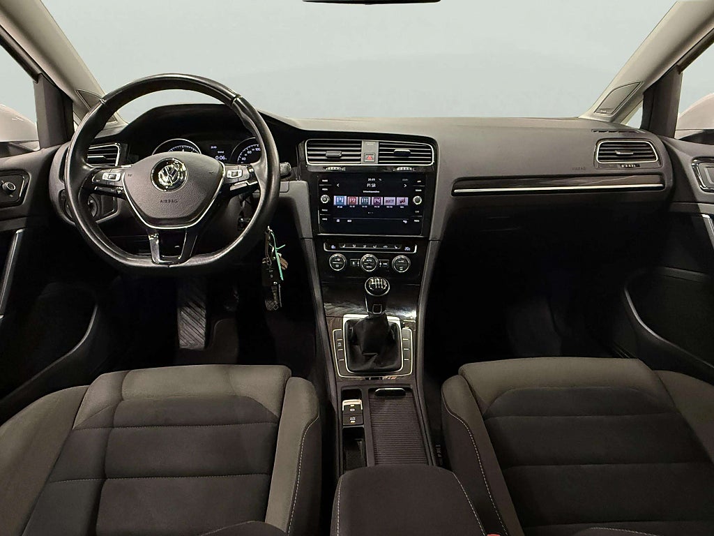 Volkswagen Golf I 5-dörrar 1.5 TSI 150hk GT Värmare B-Kamera Dynaudio - miniatyr 10
