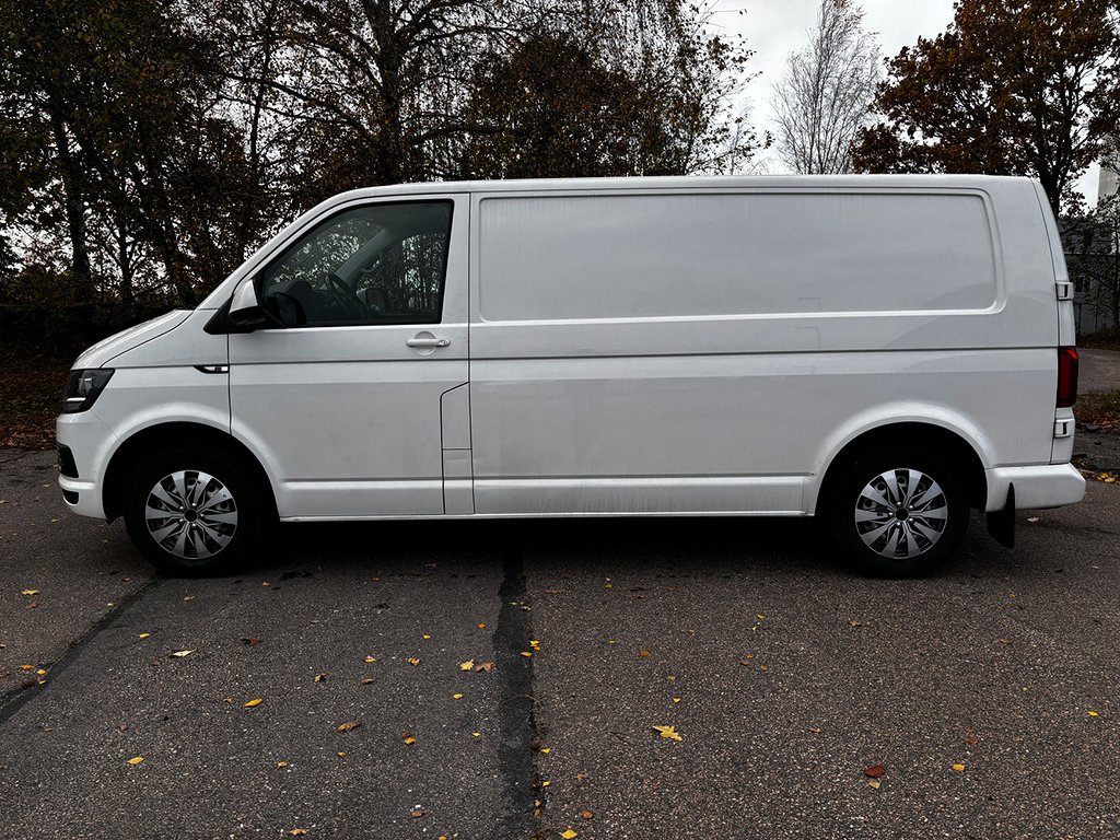 Volkswagen Transporter VI KÖPER VW TRANSPORTER MED MOMS!